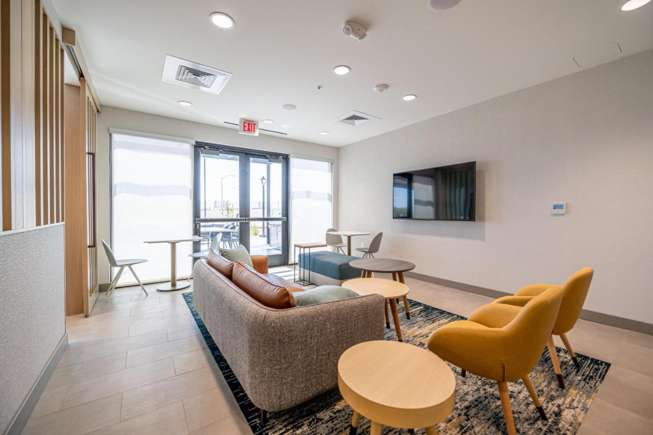Towneplace Suites By Marriott Las Vegas North I-15 Exteriér fotografie